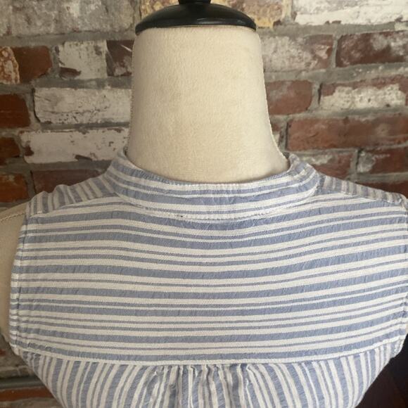 One Clothing White and Blue Stipe Tie Button V Neck Top Size XS - Picture 5 of 7